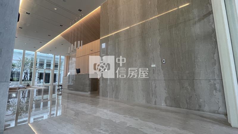 捷運藍線全新樓中樓4房房屋室內格局與周邊環境