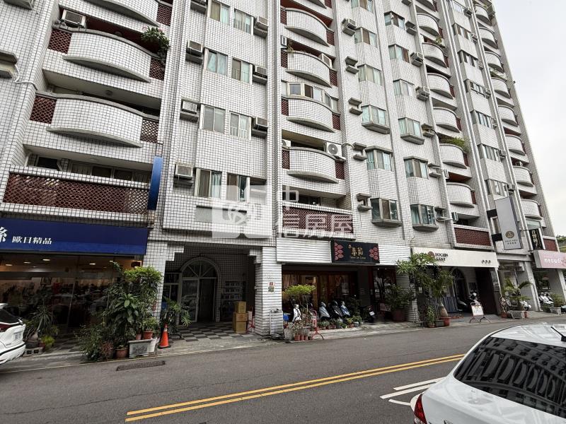 美術館綠園道大面寬金店房屋室內格局與周邊環境