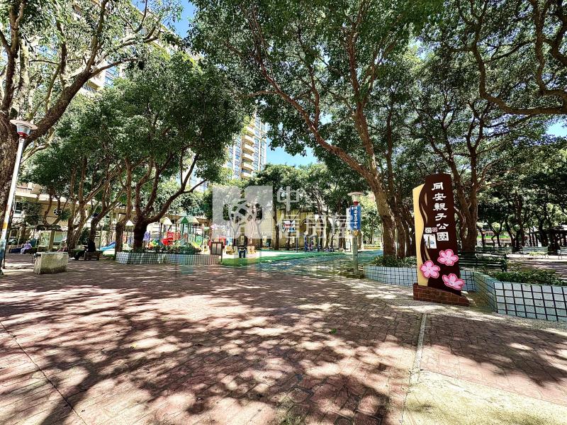 【豐禾】親友專-藝文家樂福商圈經品翫露臺3房車房屋室內格局與周邊環境