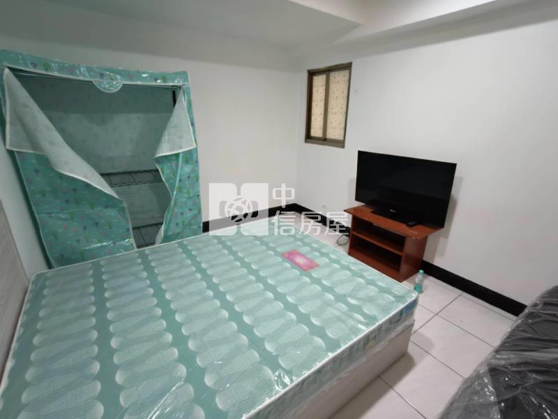 中壢-龍岡路一房一廳一衛電梯房屋室內格局與周邊環境