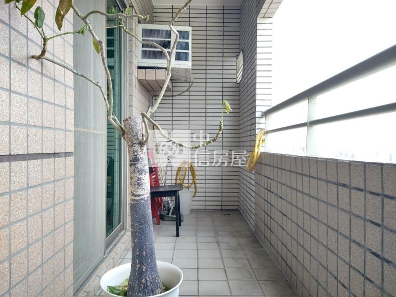 獅甲捷運稀有景觀美2房房屋室內格局與周邊環境