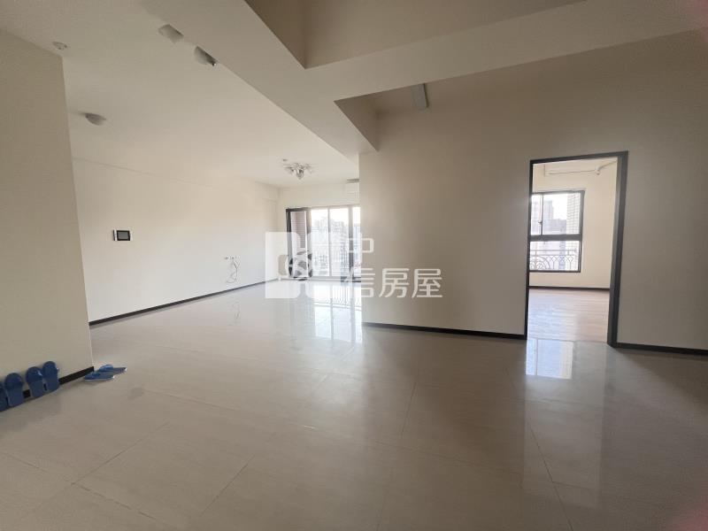 【安家】鼎藏富御全新末住美四房3車房屋室內格局與周邊環境