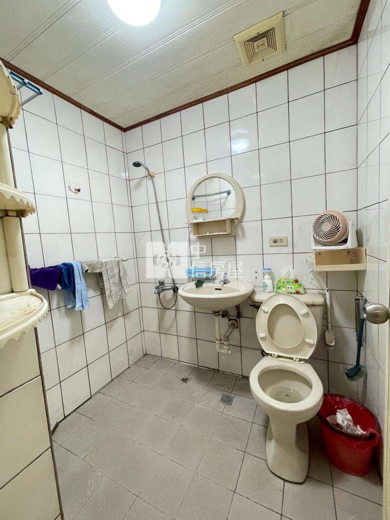 斗六石榴中興路華廈房屋室內格局與周邊環境