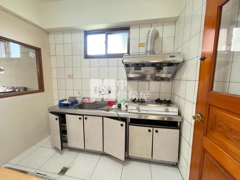 斗六石榴中興路華廈房屋室內格局與周邊環境