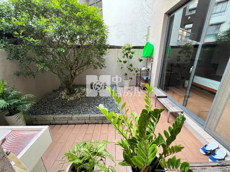 新竹13米寬美式庭院豪華別墅房屋室內格局與周邊環境