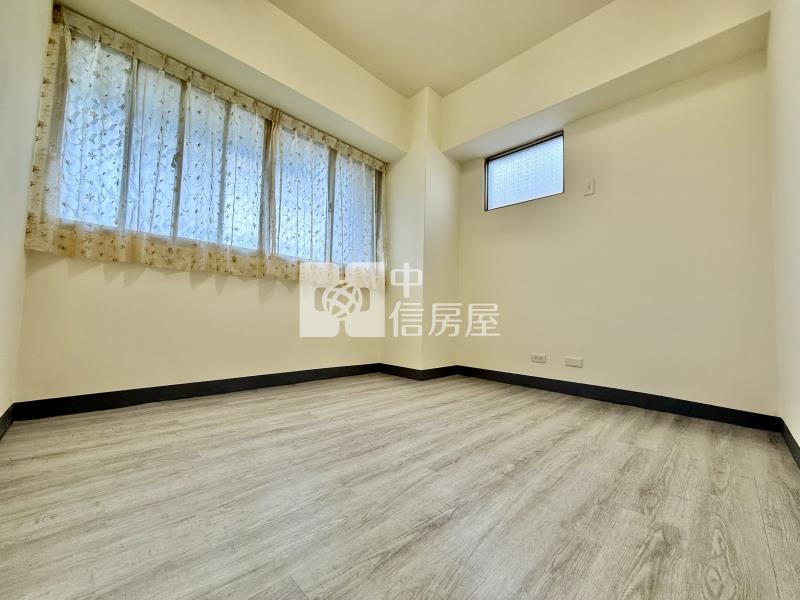 中興商圈入門大玄關視野無遮蔽｜低總價大3房直達車位房屋室內格局與周邊環境