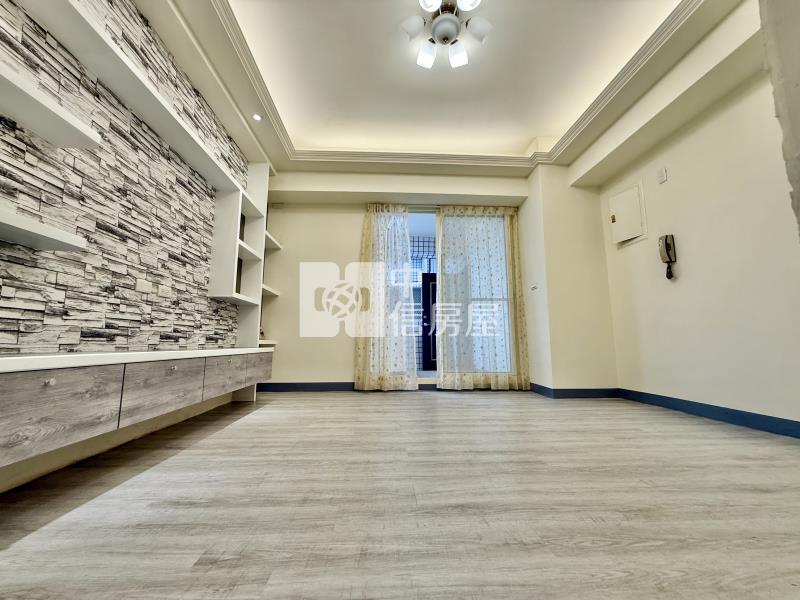 中興商圈入門大玄關視野無遮蔽｜低總價大3房直達車位房屋室內格局與周邊環境