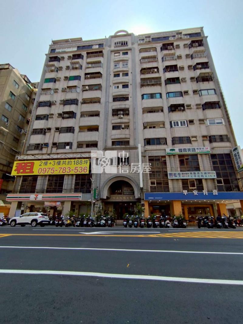 市政府百坪超值商辦房屋室內格局與周邊環境