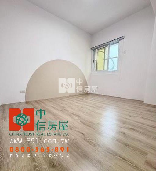 斗南市場全新整理車位3房房屋室內格局與周邊環境