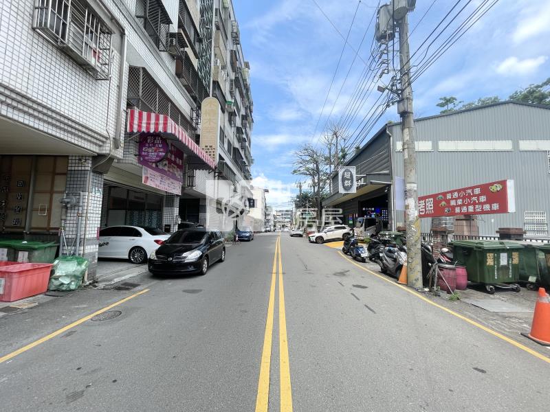 大漢天下三房車位房屋室內格局與周邊環境