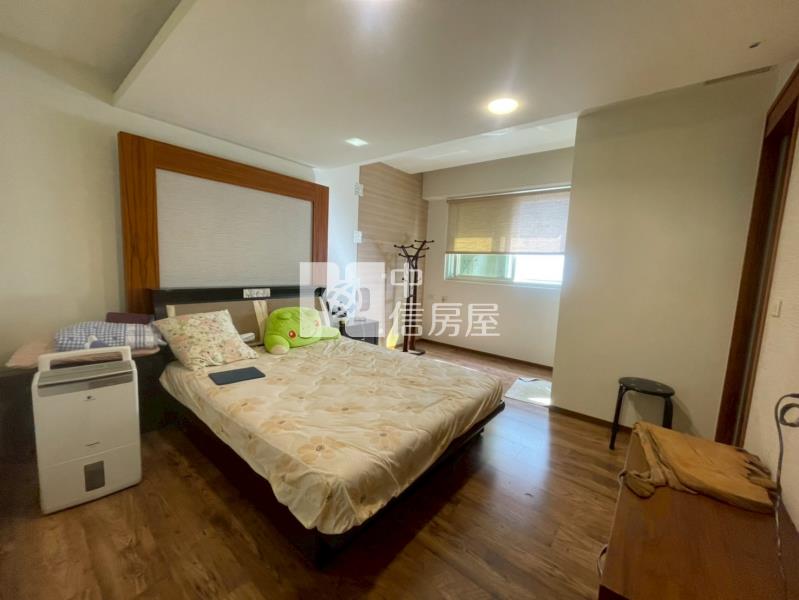 興隆社區豪宅+雙車位房屋室內格局與周邊環境