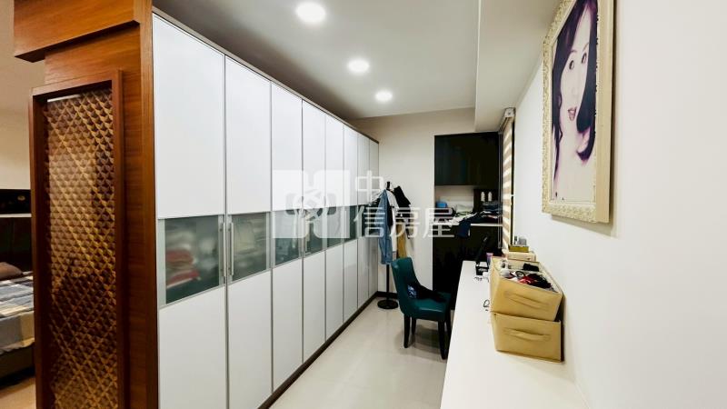陳平一街雙透天面寬別墅房屋室內格局與周邊環境