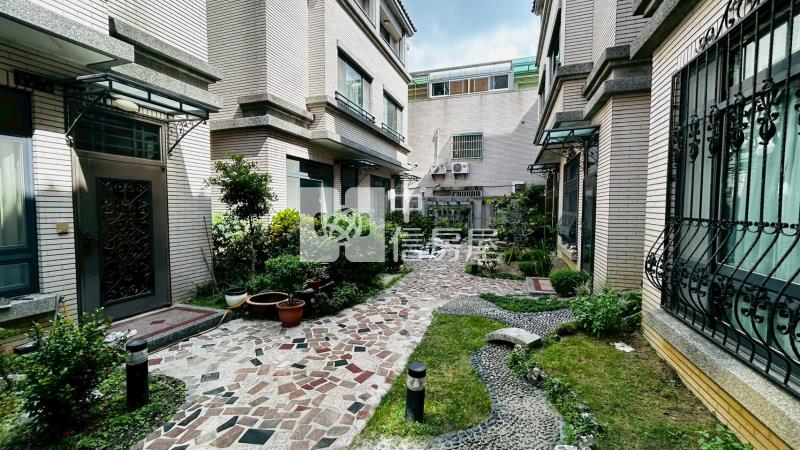 陳平一街雙透天面寬別墅房屋室內格局與周邊環境
