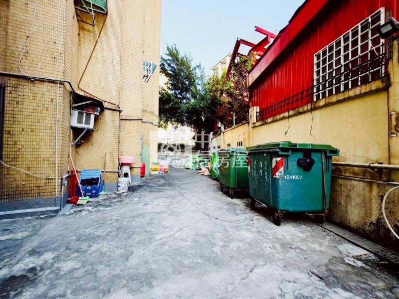 親親戲院三房錦繡庭園房屋室內格局與周邊環境