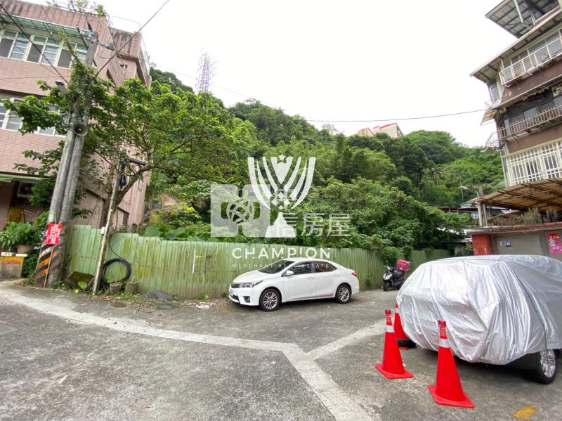 【冠軍】西定國小旁建地(住一)房屋室內格局與周邊環境