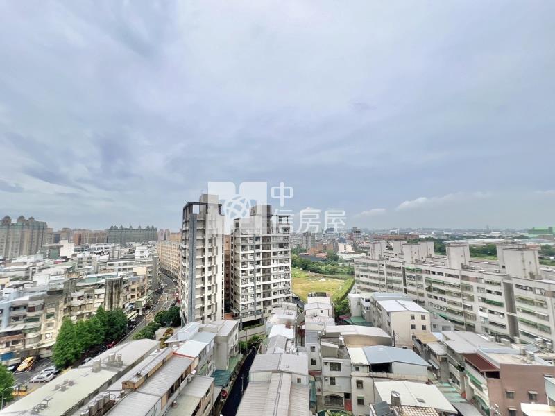 內壢高中.站前商圈景觀三房+雙車位房屋室內格局與周邊環境