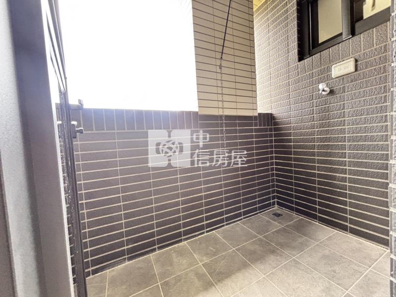 草漯重劃區威泰錢都21二房車房屋室內格局與周邊環境