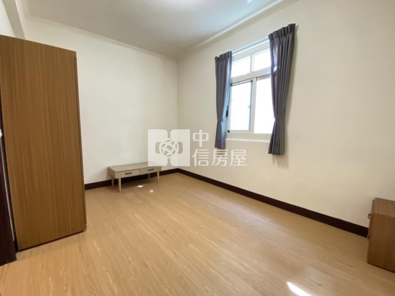 觀音,近大潭工業區,低總價透天,可停雙車房屋室內格局與周邊環境