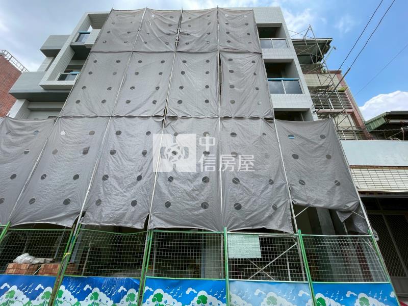 大里國光花市邊間臨路別墅房屋室內格局與周邊環境
