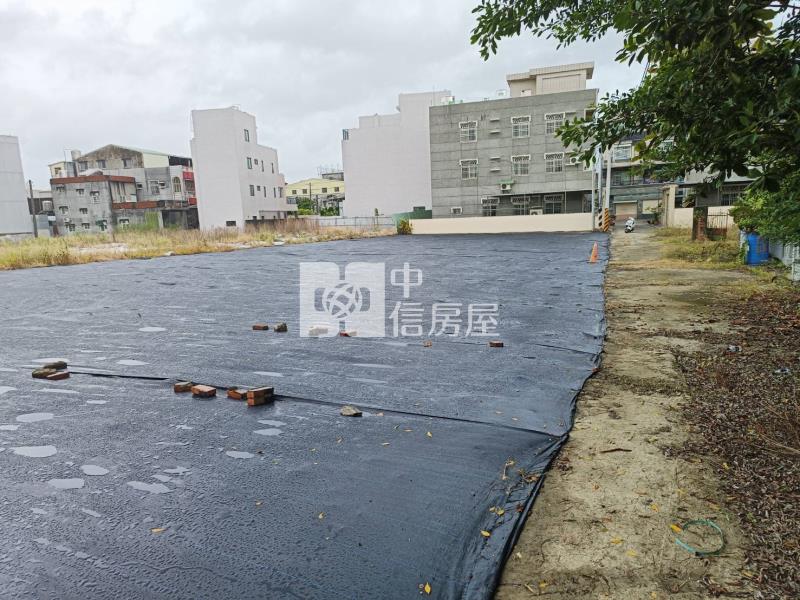 高雄市湖內區文賢國小市埸用地房屋室內格局與周邊環境