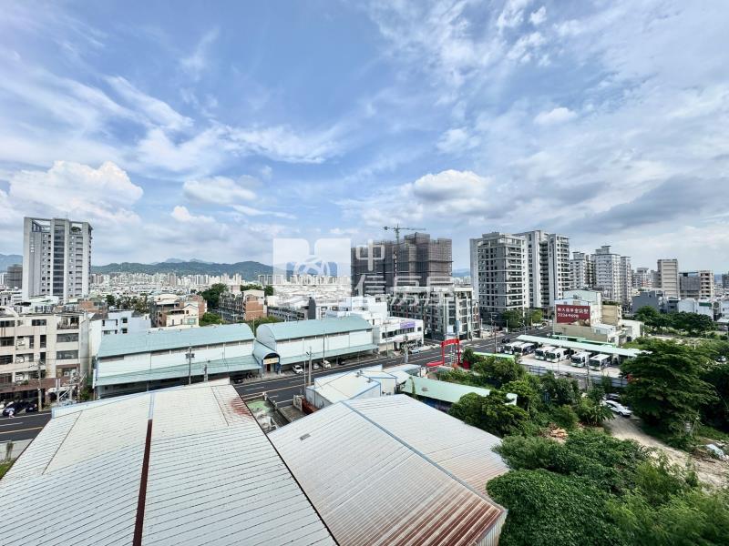 寓上樂灣河岸視野三房平車房屋室內格局與周邊環境