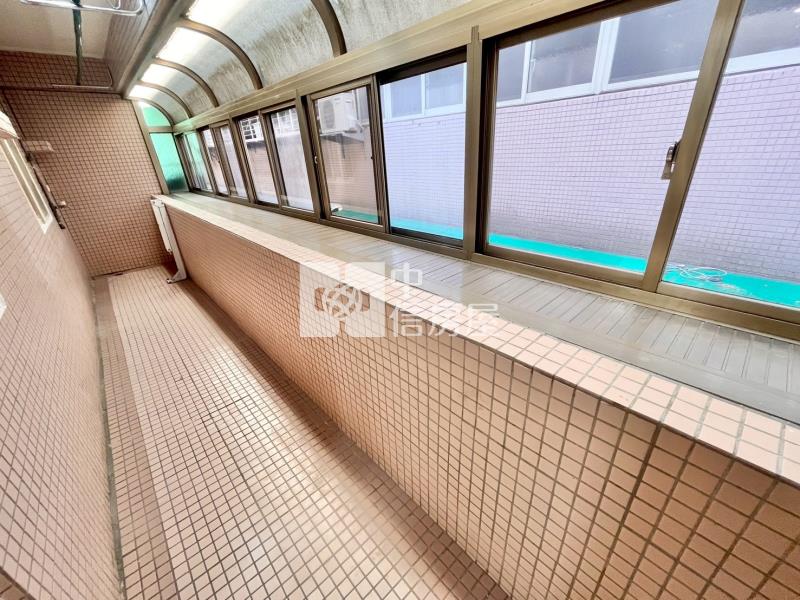 比佛利波士頓電梯3+1房房屋室內格局與周邊環境