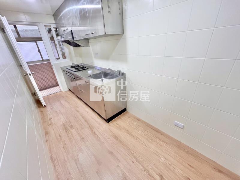 比佛利波士頓電梯3+1房房屋室內格局與周邊環境