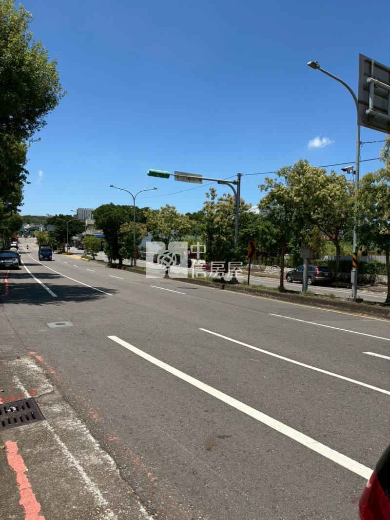楊梅縱貫路旁都計農地房屋室內格局與周邊環境