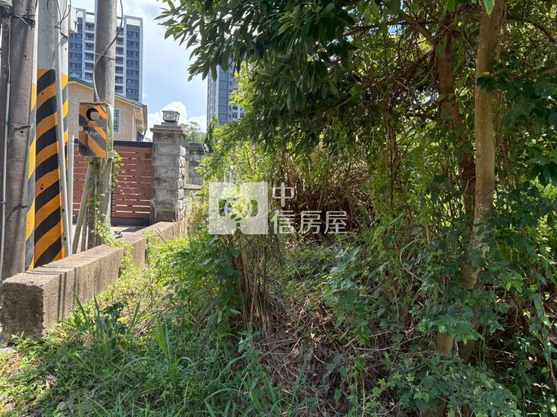 楊梅縱貫路旁都計農地房屋室內格局與周邊環境