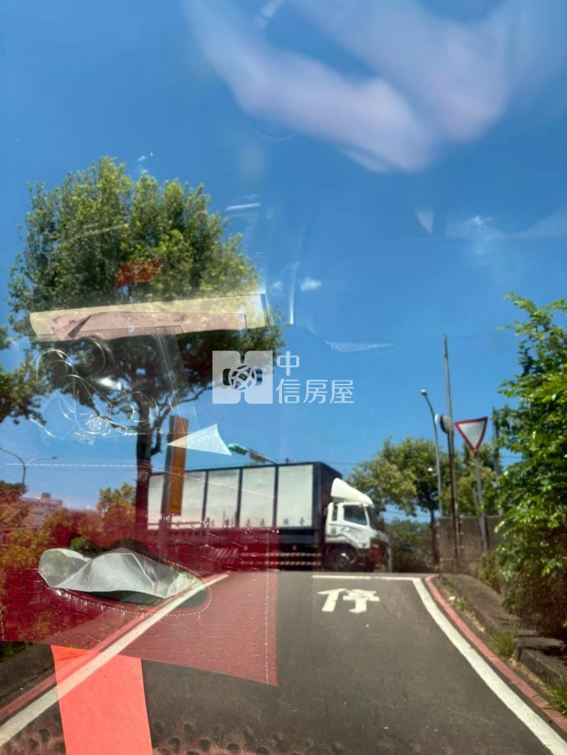 楊梅縱貫路旁都計農地房屋室內格局與周邊環境