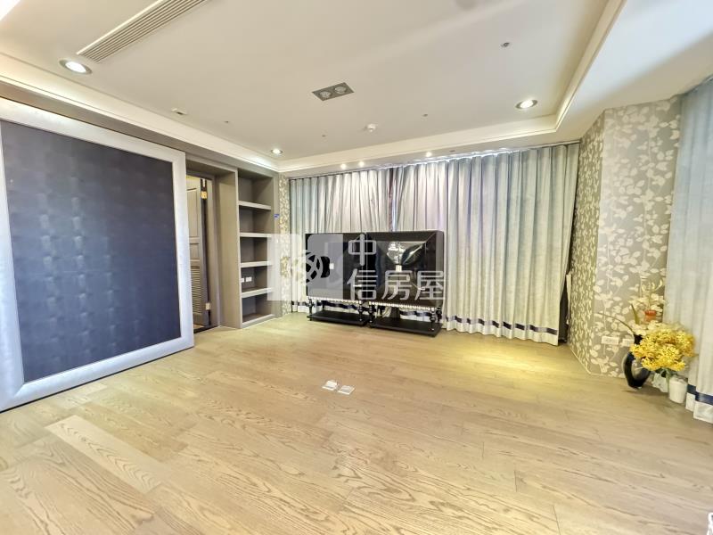 【奔馳】中悅帝寶房屋室內格局與周邊環境
