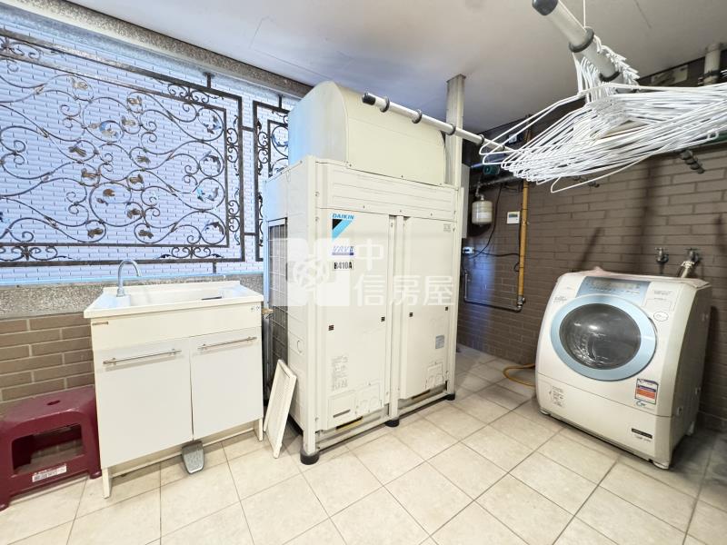 【奔馳】中悅帝寶房屋室內格局與周邊環境
