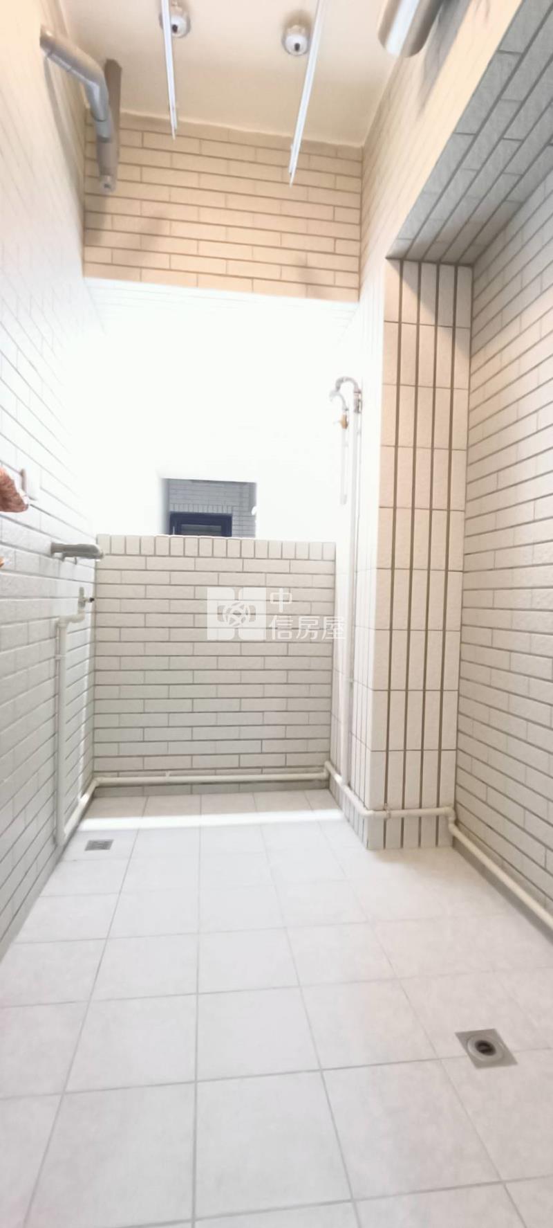 太平*和宜上美*全新大2房+平車*高樓層*非面74號道房屋室內格局與周邊環境
