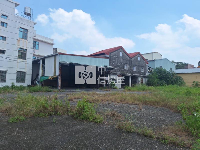 近新化老街大面寬漂亮建地房屋室內格局與周邊環境