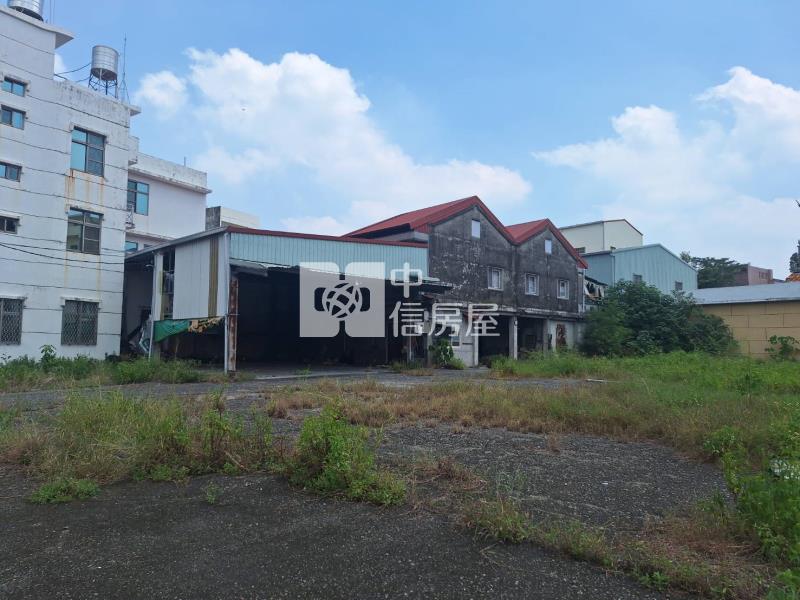 近新化老街大面寬漂亮建地房屋室內格局與周邊環境