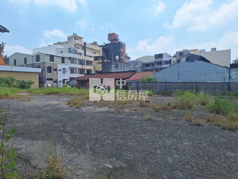 近新化老街大面寬漂亮建地房屋室內格局與周邊環境