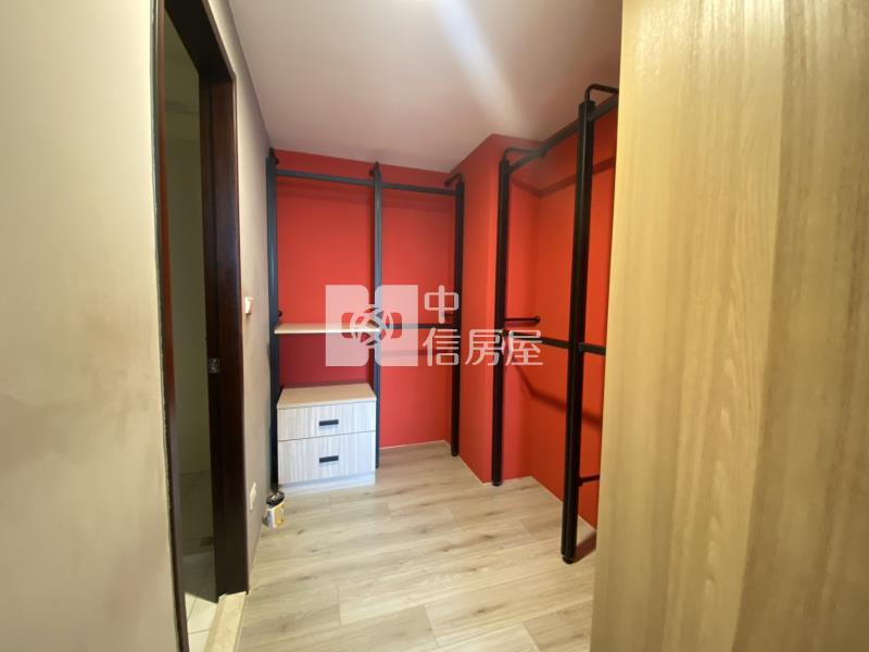 僑泰高工商圈輕屋齡1+1房大平車房屋室內格局與周邊環境