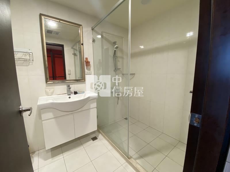 僑泰高工商圈輕屋齡1+1房大平車房屋室內格局與周邊環境