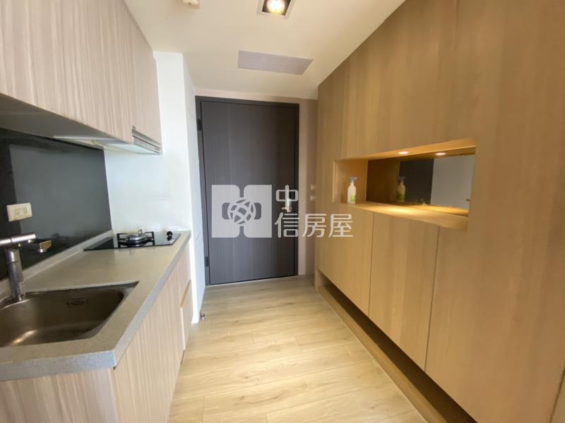 僑泰高工商圈輕屋齡1+1房大平車房屋室內格局與周邊環境
