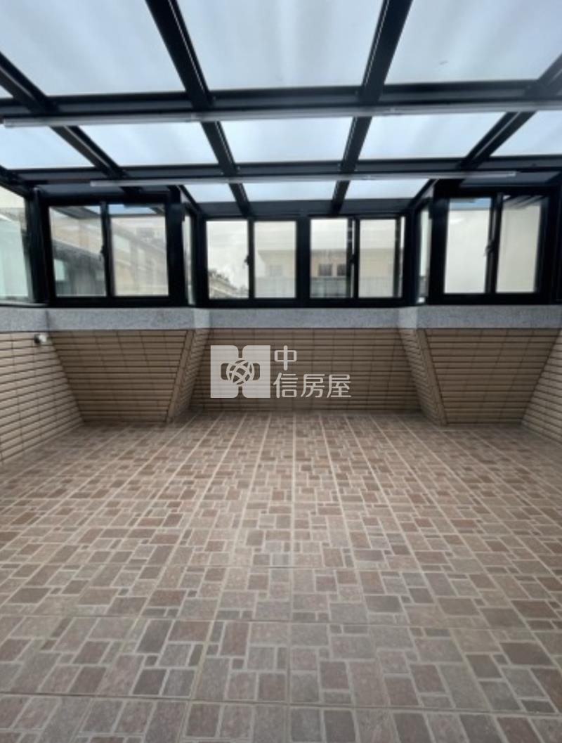 草漯大面寬別墅房屋室內格局與周邊環境