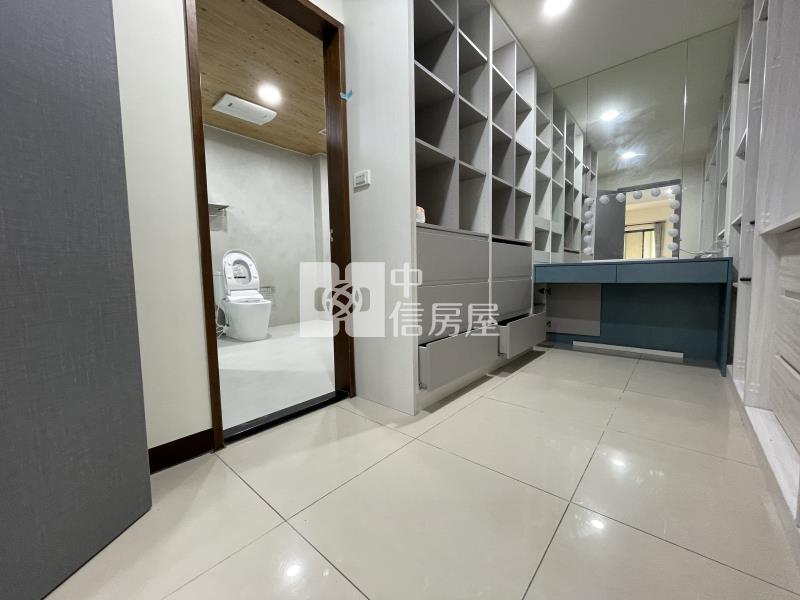 草漯大面寬別墅房屋室內格局與周邊環境