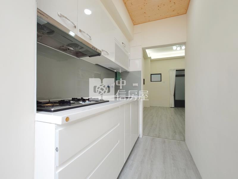 興大南京大廈裝潢三房房屋室內格局與周邊環境