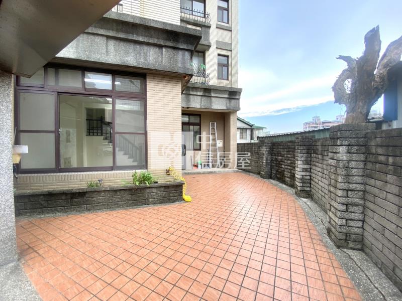 【安家】台中潭子頭家厝邊間大地坪美透天房屋室內格局與周邊環境