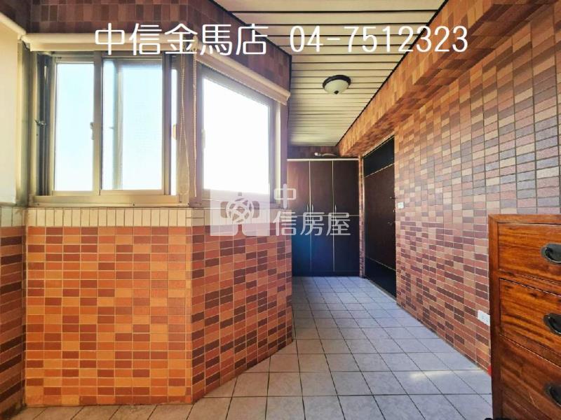 曉陽桂冠美華廈房屋室內格局與周邊環境
