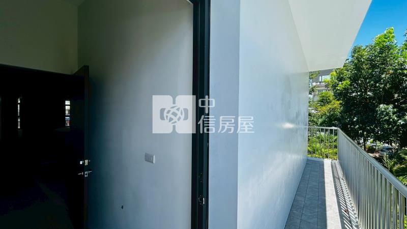 雙店面12米面寬圓環臨路透店房屋室內格局與周邊環境