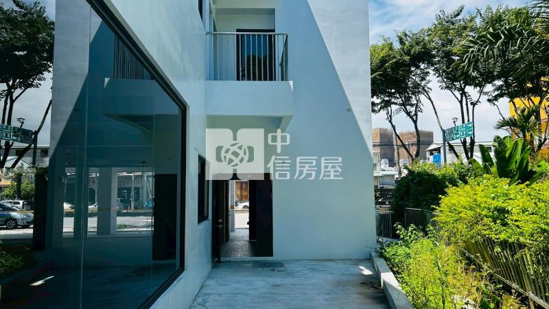 雙店面12米面寬圓環臨路透店房屋室內格局與周邊環境