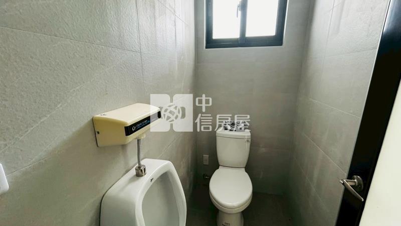 雙店面12米面寬圓環臨路透店房屋室內格局與周邊環境