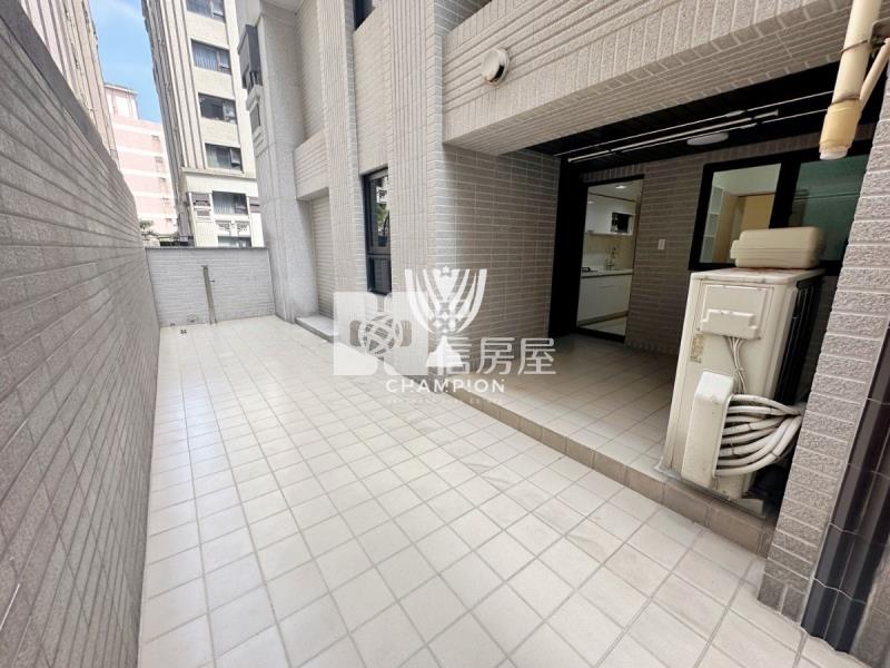 【冠軍】信義城露臺帝王三房車房屋室內格局與周邊環境