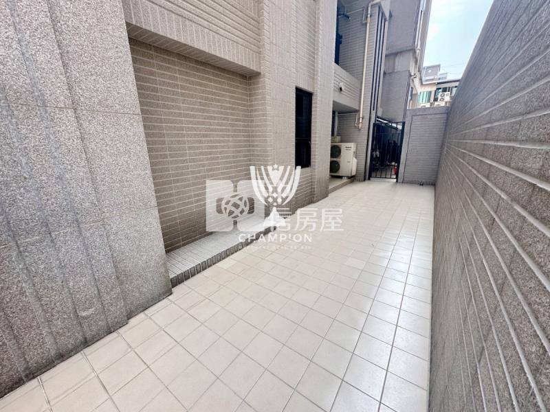 【冠軍】信義城露臺帝王三房車房屋室內格局與周邊環境
