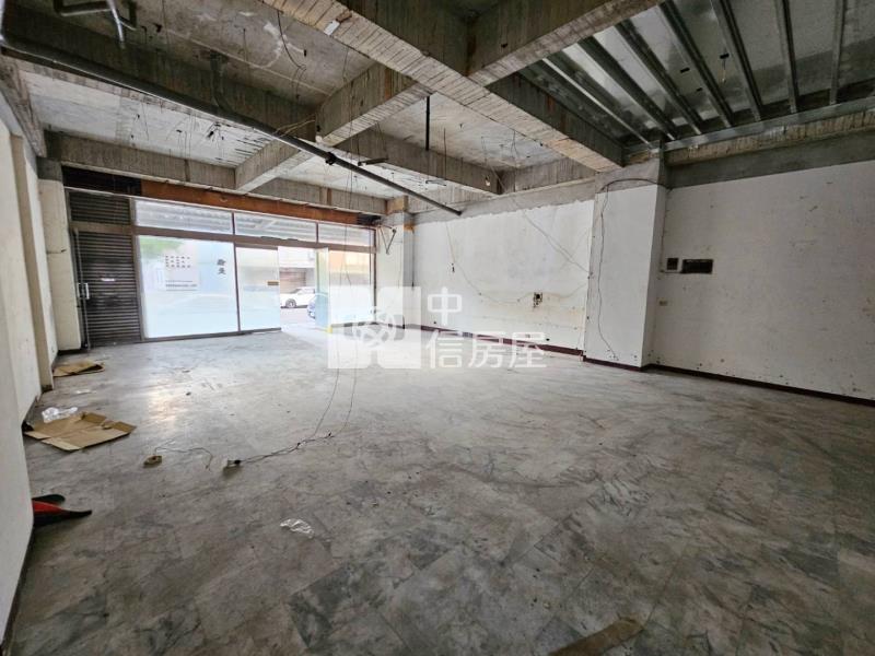 內壢國中大面寬店面+車位房屋室內格局與周邊環境